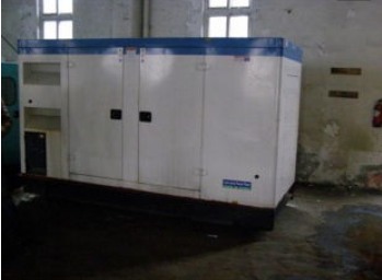 来宾康明斯150kw大型柴油二手发电机组