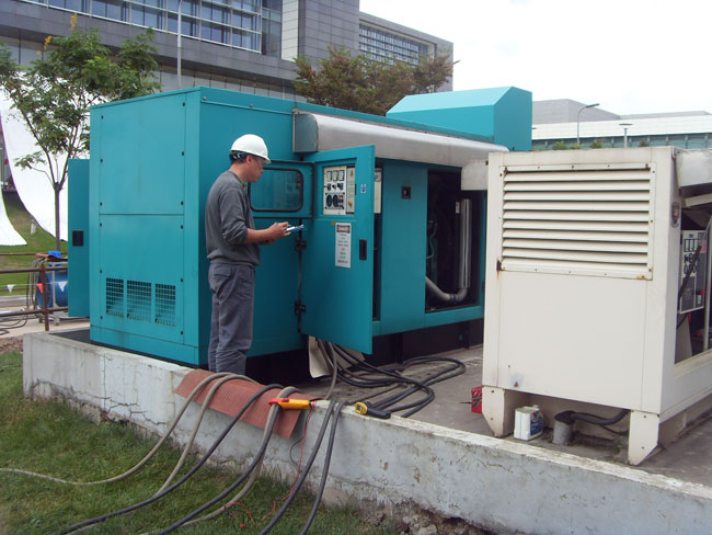 来宾发电机出租